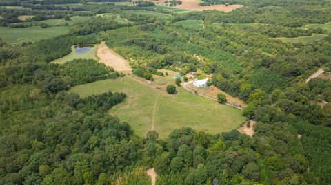 2360 BURNETT RD Moscow TN 38076