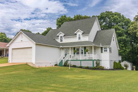 Photo of 337 DANCER RD, Selmer, TN 38375 (MLS # 10222744)
