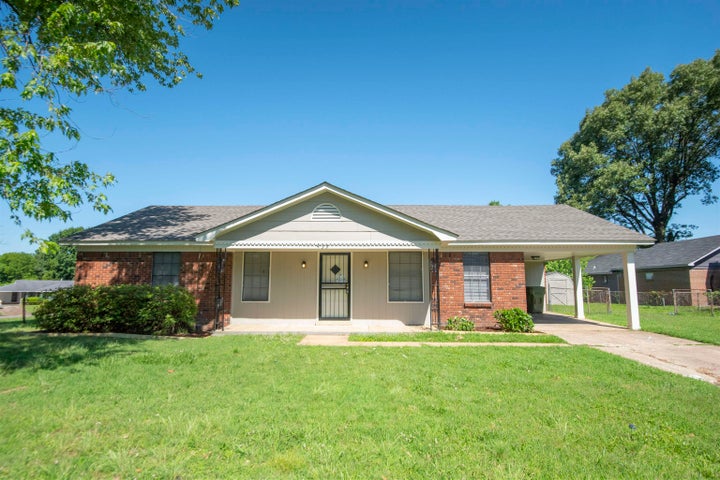 Photo 1 of 14 — 4399 PEPPER TREE RD, Memphis, TN 38109