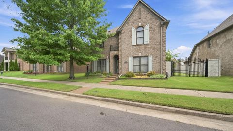 Photo of 5309 SPRUCE VIEW LN, Lakeland, TN 38002 (MLS # 10225153)