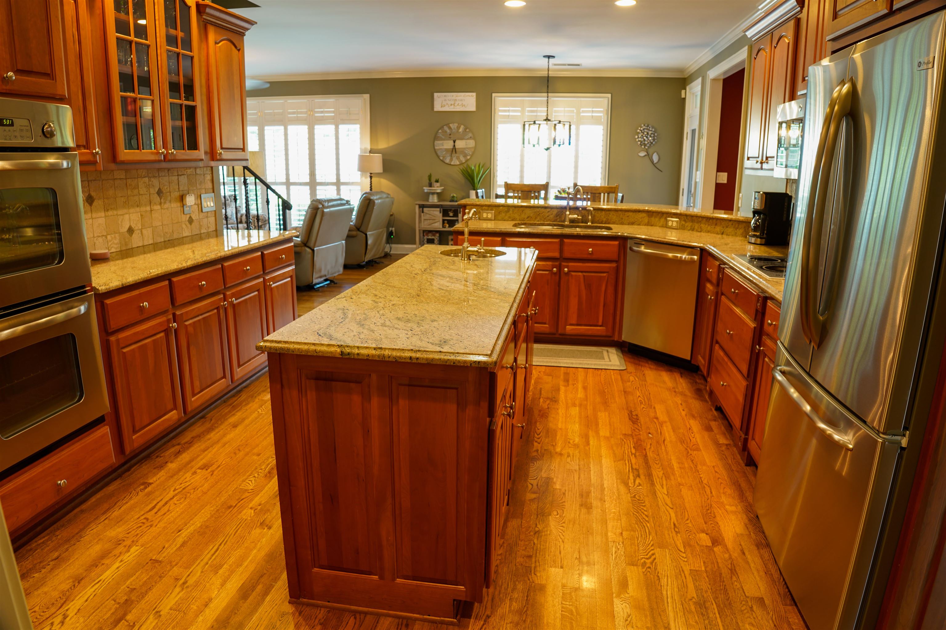Photo 8 of 25 of 917 MYRTLEWOOD COVE CV house