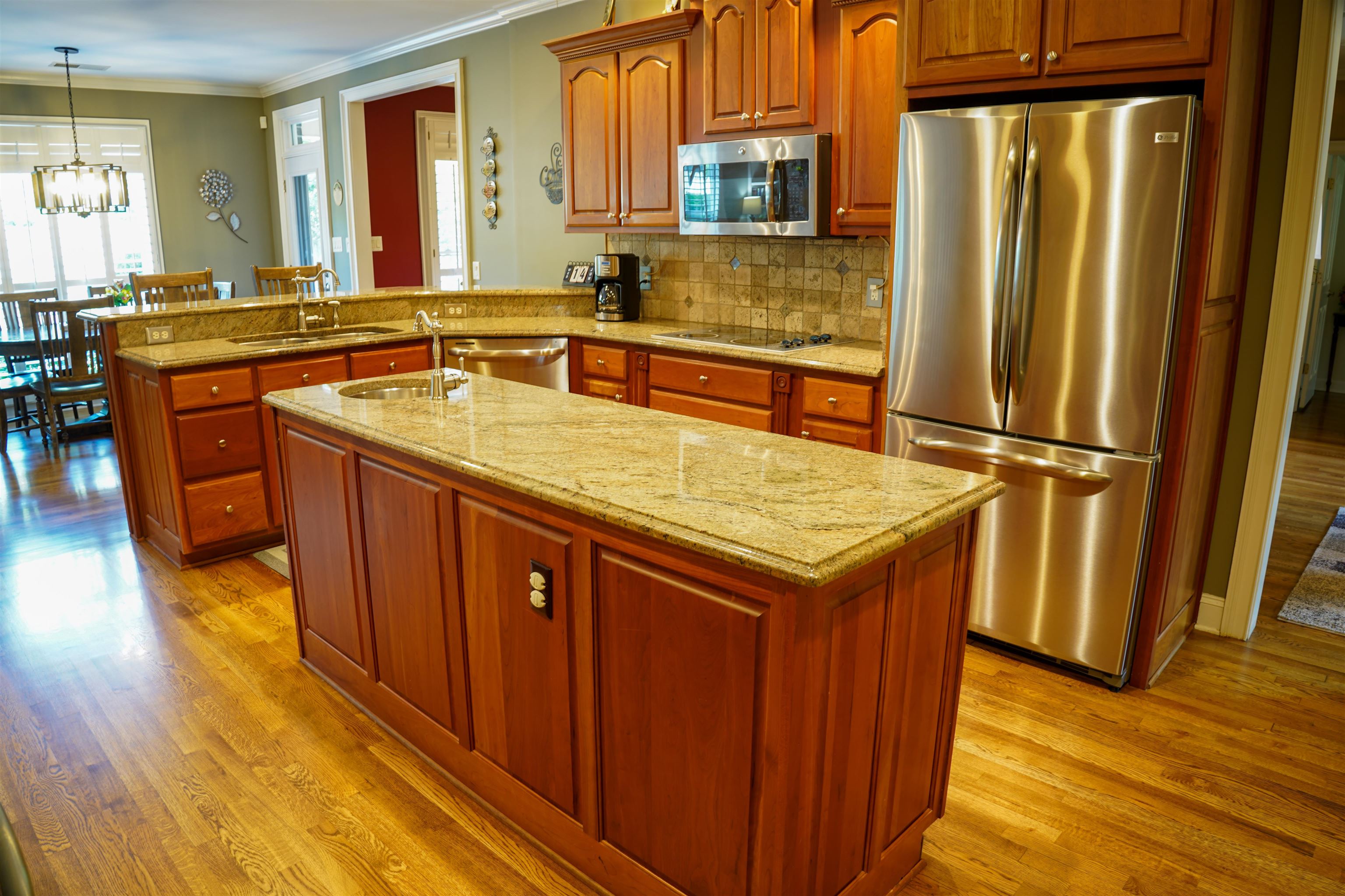 Photo 7 of 25 of 917 MYRTLEWOOD COVE CV house