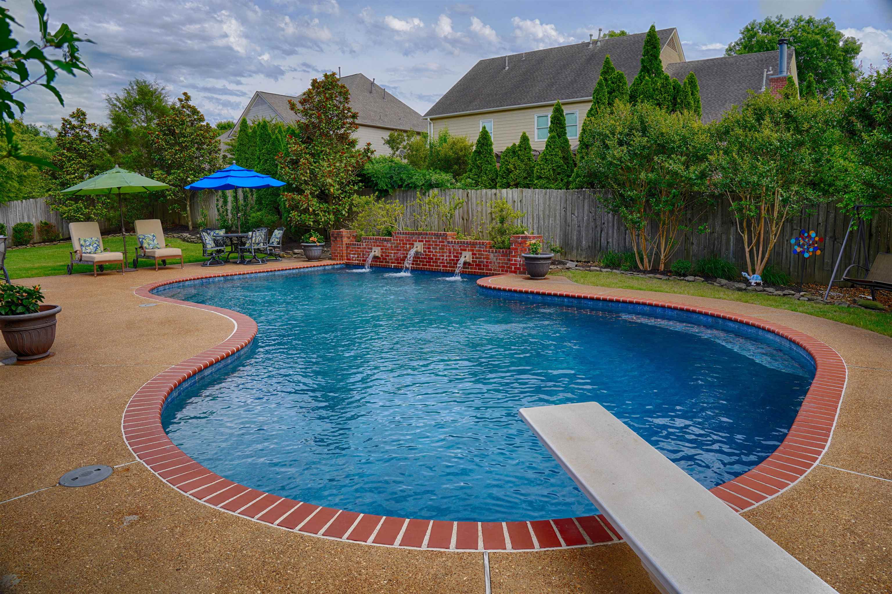 Photo 24 of 25 of 917 MYRTLEWOOD COVE CV house