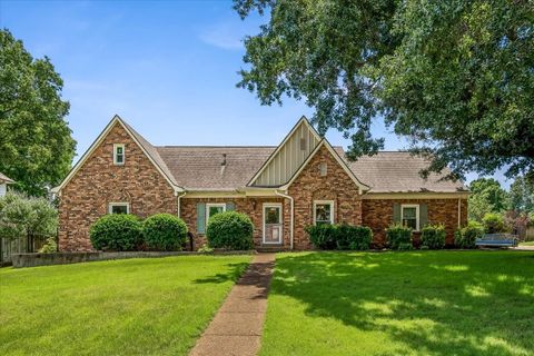 Photo of 761 MEADOW VALE DR, Collierville, TN 38017 (MLS # 10225898)