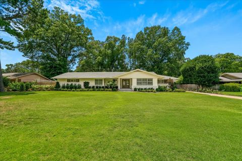 Photo of 73 S MENDENHALL RD, Memphis, TN 38117 (MLS # 10225829)