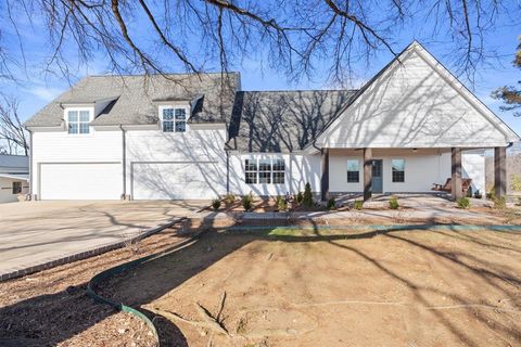 Photo of 620 DIFFEE RD, Moscow, TN 38057 (MLS # 10214921)