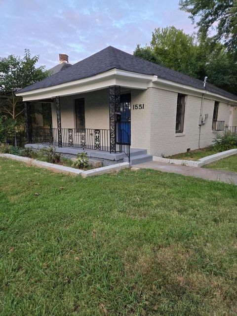 Photo of 1551 VICTOR ST, Memphis, TN 38106 (MLS # 10223342)