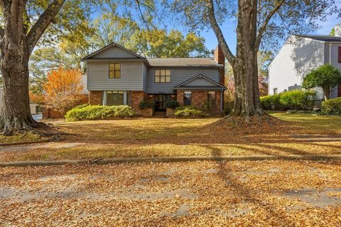 Photo of 8633 LOXLEY FWY, Memphis, TN 38016 (MLS # 10212058)