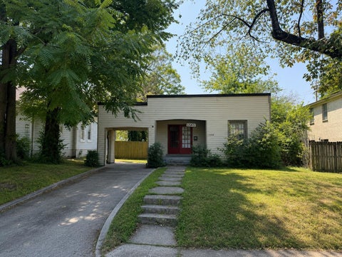 Photo of 1585 COURT AVE, Memphis, TN 38104 (MLS # 10229200)