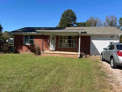 Photo of 1555 226 HWY, Savannah, TN 38372 (MLS # 10209654)