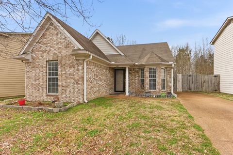 Photo of 2481 BOXFORD LN, Cordova, TN 38016 (MLS # 10215991)
