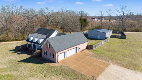 Photo of 105 CULVER WAY, Oakland, TN 38068 (MLS # 10215678)