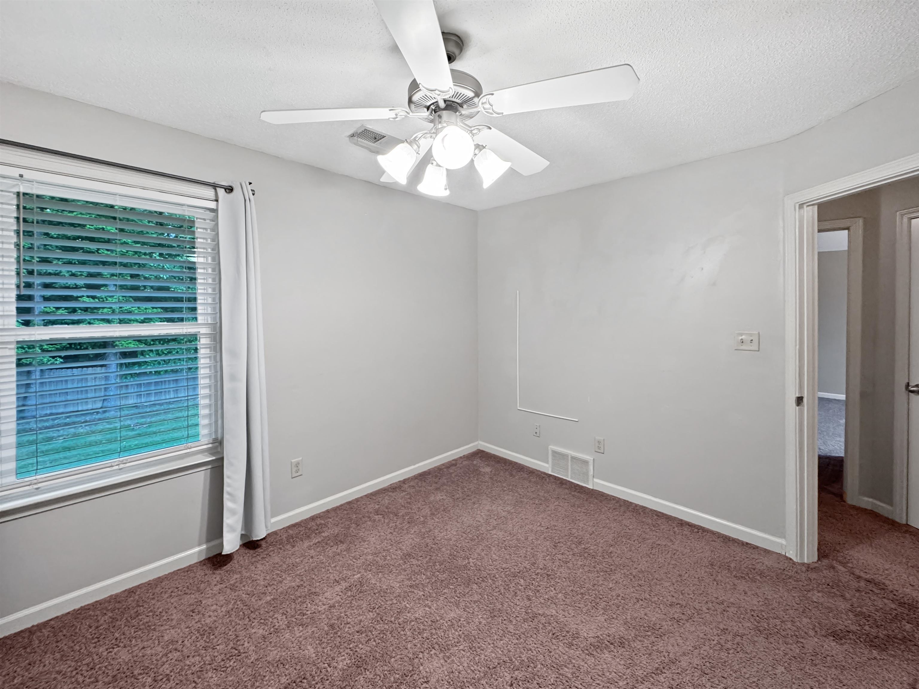 Arlington, Tennessee 38002, United States, 4 Bedrooms Bedrooms, ,3 BathroomsBathrooms,Residential,Active,125956