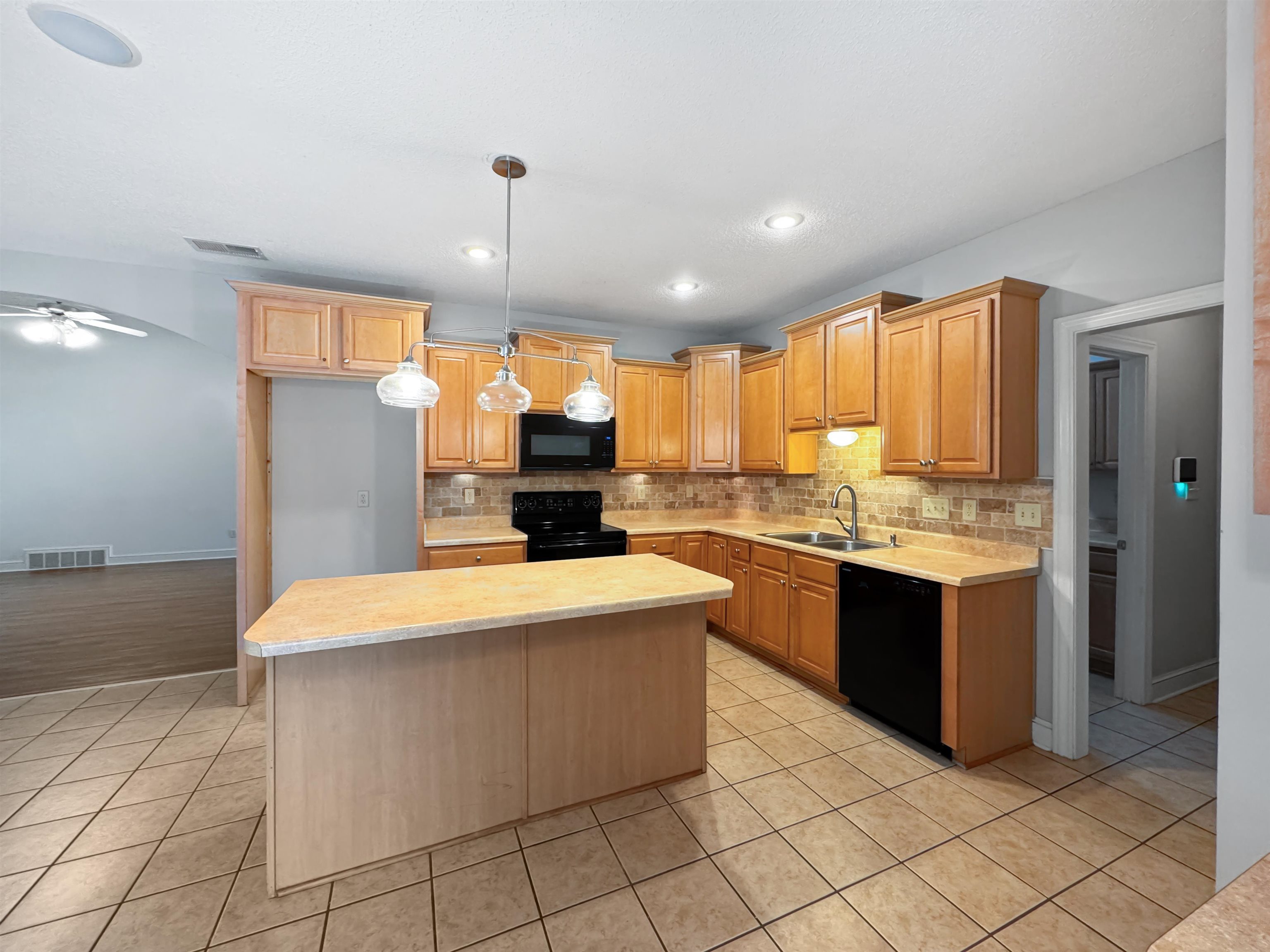 Arlington, Tennessee 38002, United States, 4 Bedrooms Bedrooms, ,3 BathroomsBathrooms,Residential,Active,125956