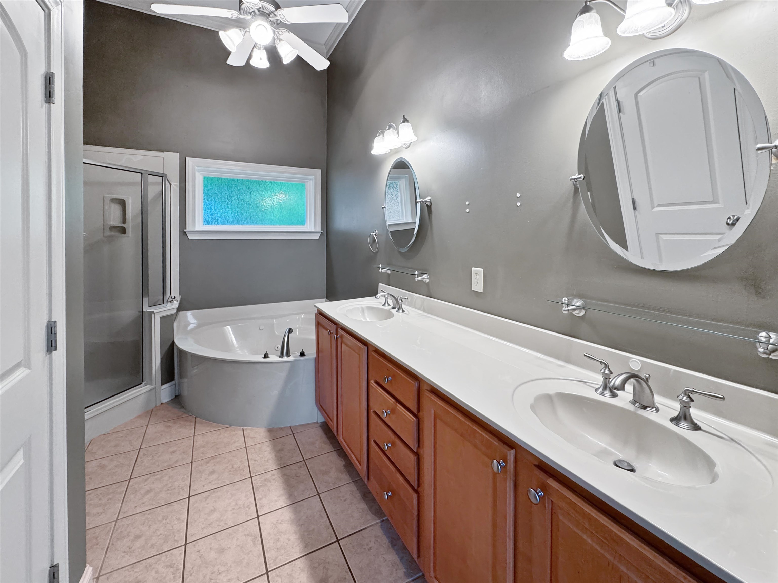 Arlington, Tennessee 38002, United States, 4 Bedrooms Bedrooms, ,3 BathroomsBathrooms,Residential,Active,125956