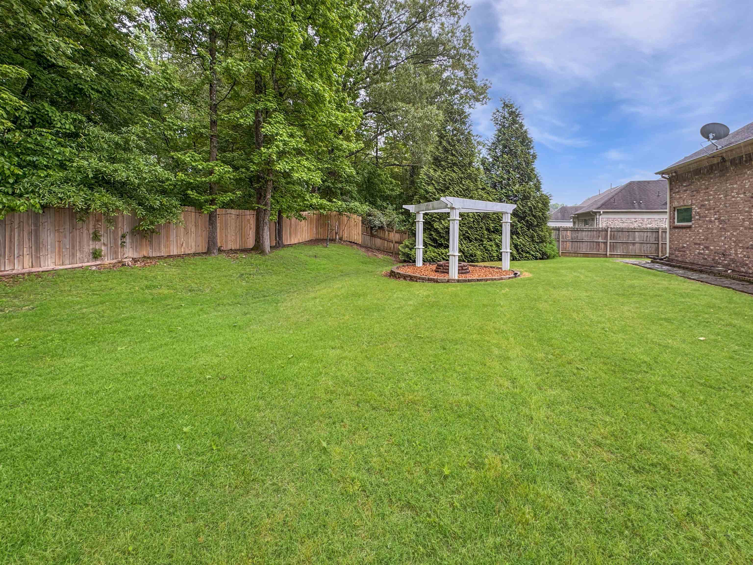 Arlington, Tennessee 38002, United States, 4 Bedrooms Bedrooms, ,3 BathroomsBathrooms,Residential,Active,125956