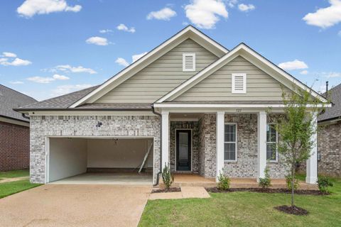 Photo of 321 KEMROCK DR W, Cordova, TN 38018 (MLS # 10215584)
