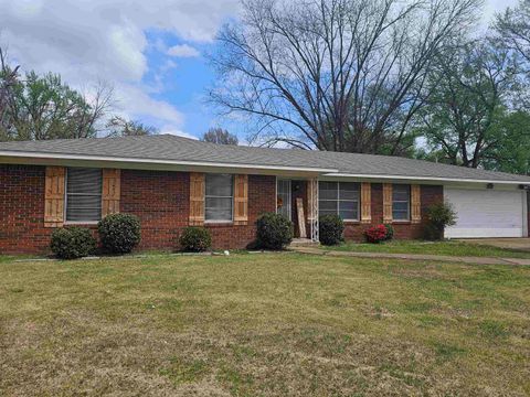 Photo of 3216 DOTHAN ST, Memphis, TN 38118 (MLS # 10218154)