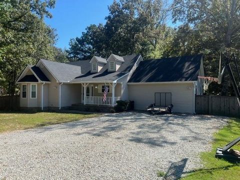 Photo of 101 WINTERBERRY CIR, Middleton, TN 38052 (MLS # 10204334)