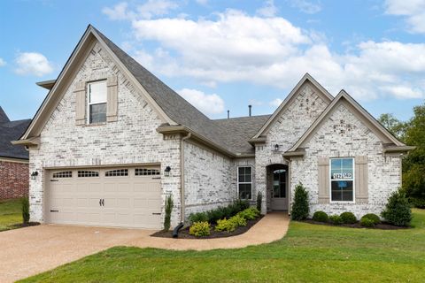 Photo of 145 MISTY MEADOW LN, Oakland, TN 38060 (MLS # 10198067)