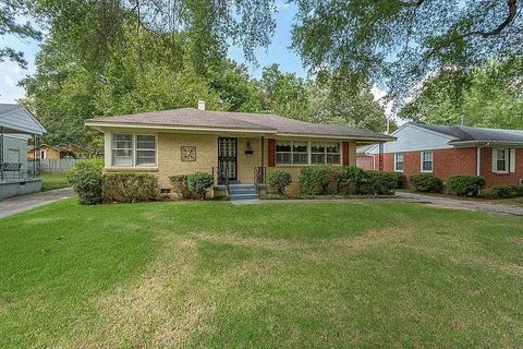 Photo of 4974 PRINCETON RD, Memphis, TN 38117 (MLS # 10211695)