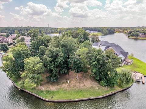 Photo of 9956 PROMONTORY CV, Lakeland, TN 38002 (MLS # 10228507)