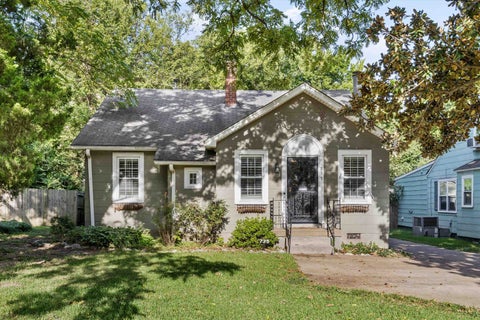 Photo of 735 S GOODLETT RD, Memphis, TN 38111 (MLS # 10229769)