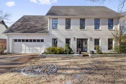 Photo of 8161 KIMRIDGE DR, Germantown, TN 38138 (MLS # 10214407)