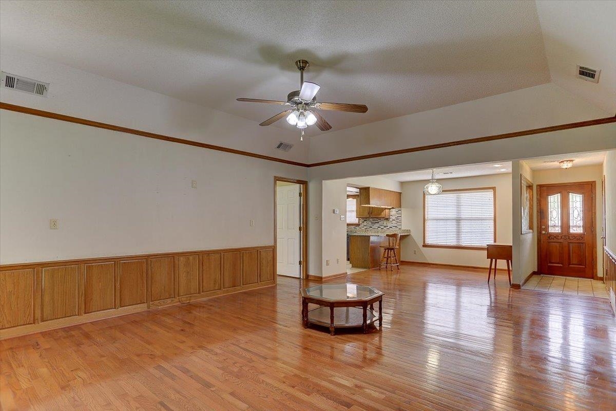 Memphis, Tennessee 38016, United States, 3 Bedrooms Bedrooms, ,2 BathroomsBathrooms,Residential,Pending,122830