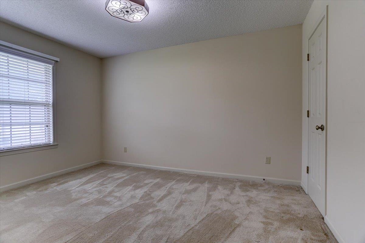 Memphis, Tennessee 38016, United States, 3 Bedrooms Bedrooms, ,2 BathroomsBathrooms,Residential,Pending,122830