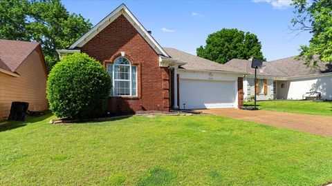 Single Family Residence in Cordova TN 7034 PRESMOND RD 1.jpg