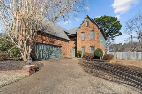 Photo of 9168 SYCAMORE CREEK CV, Germantown, TN 38139 (MLS # 10214734)