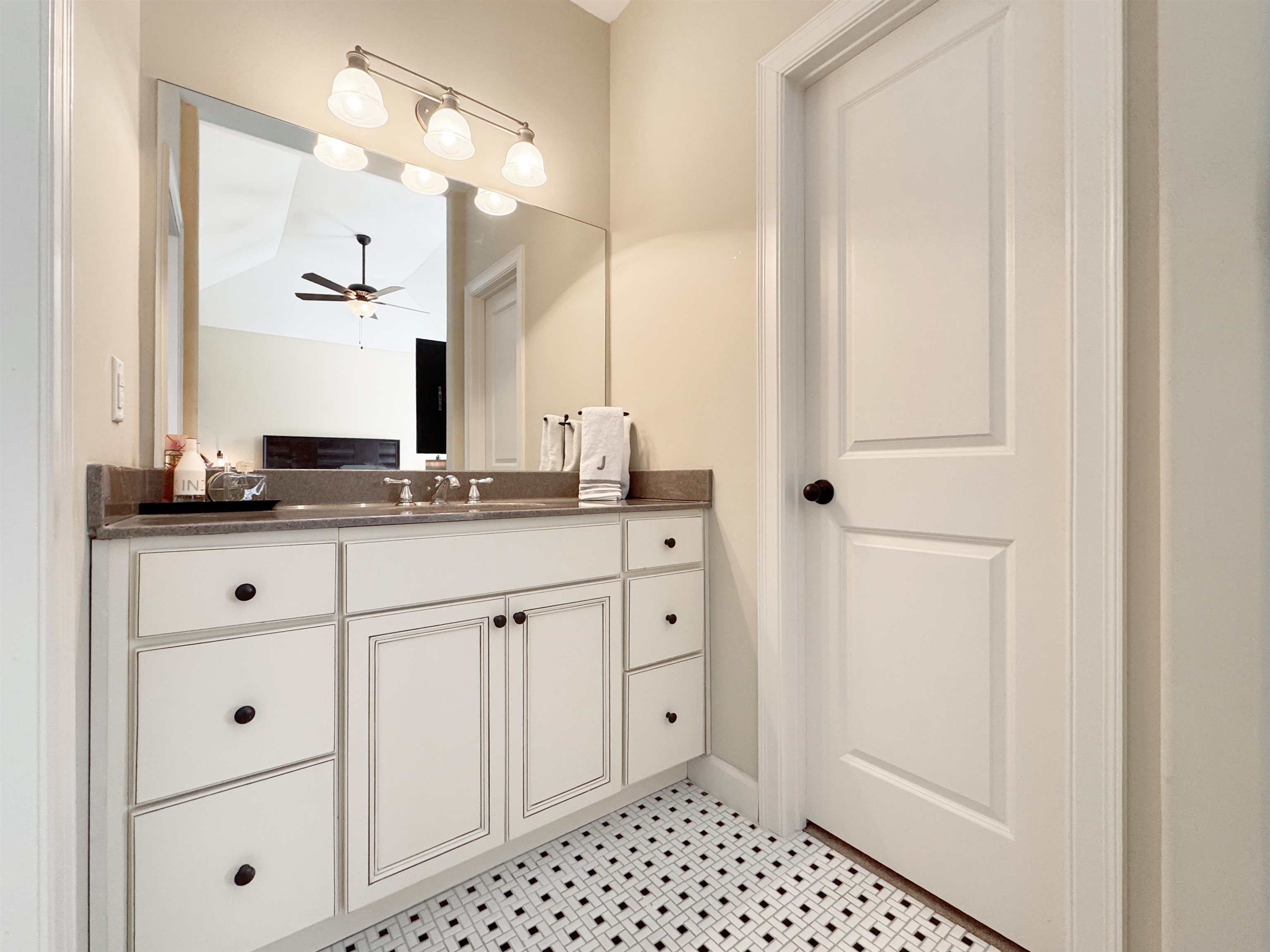 Memphis, Tennessee 38104, United States, 3 Bedrooms Bedrooms, ,3 BathroomsBathrooms,Residential,Active,100670