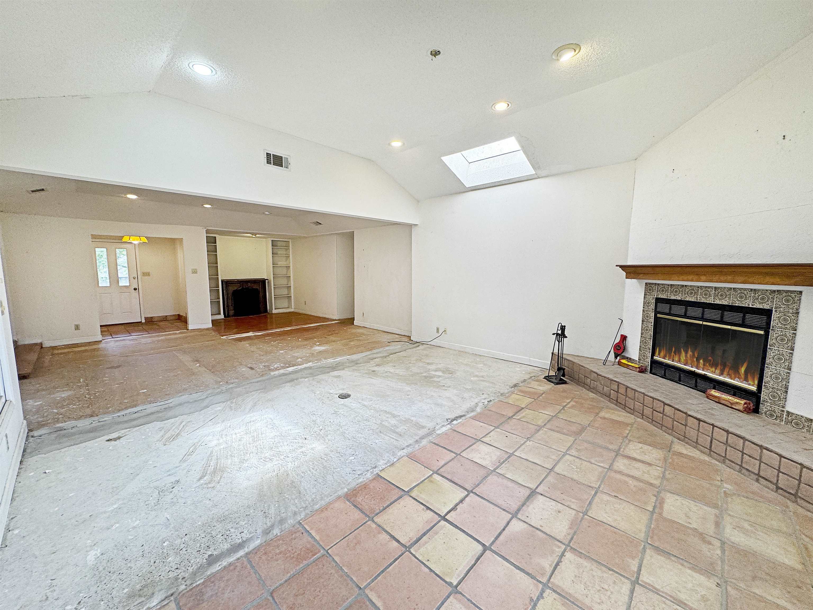 Memphis, Tennessee 38120, United States, ,Land,Pending,156474