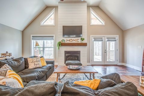 MLS: 10194969