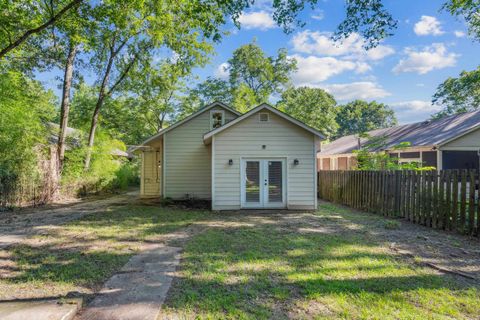 Single Family Residence in Memphis TN 1749 TUTWILER AVE 20.jpg