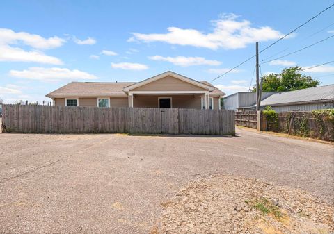 Photo of 3461 HOLMAN PL, Memphis, TN 38118 (MLS # 10203969)