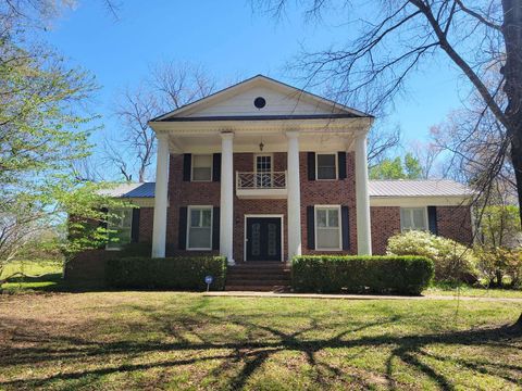 Photo of 355 CLAY ST, Oakland, TN 38060 (MLS # 10218553)