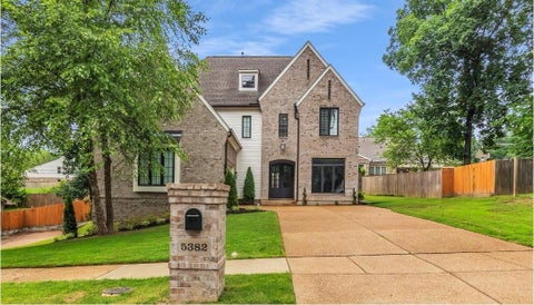 Photo of 5382 SEA ISLE RD, Memphis, TN 38119 (MLS # 10226743)