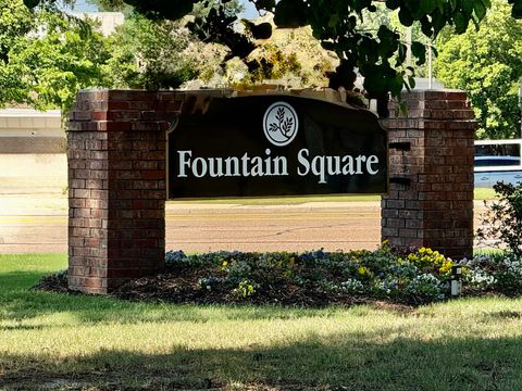 Photo of 6571 POPLAR WOODS CIR S 5 #5, Germantown, TN 38138 (MLS # 10221592)