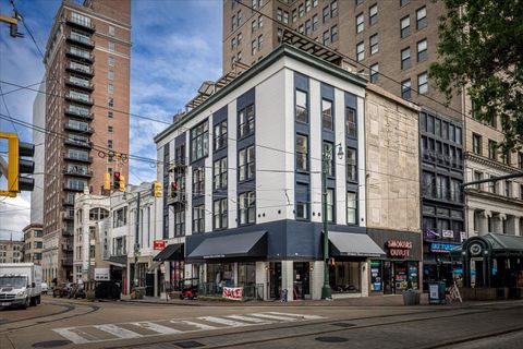 Photo of 107 MADISON AVE 401 #401, Memphis, TN 38103 (MLS # 10213329)