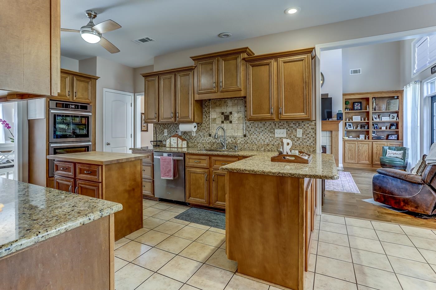 Covington, Tennessee 38019, United States, 5 Bedrooms Bedrooms, ,4 BathroomsBathrooms,Residential,Active,42699