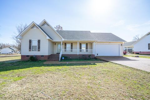 Photo of 155 GREENWOOD AVE, Savannah, TN 38372 (MLS # 10215383)