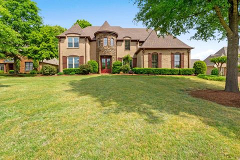 Photo of 530 WINDING VALLEY LN, Collierville, TN 38017 (MLS # 10220112)