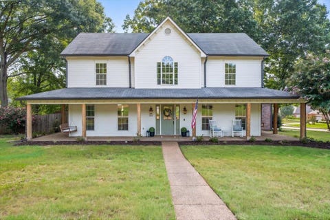 Photo of 300 RUTLEDGE ST, Collierville, TN 38017 (MLS # 10228303)