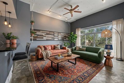 Photo of 648 RIVERSIDE DR 207 #207, Memphis, TN 38103 (MLS # 10216808)