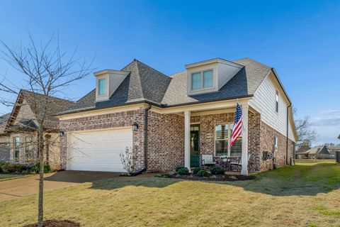 Photo of 340 ST ANDREWS DR, Oakland, TN 38060 (MLS # 10217797)