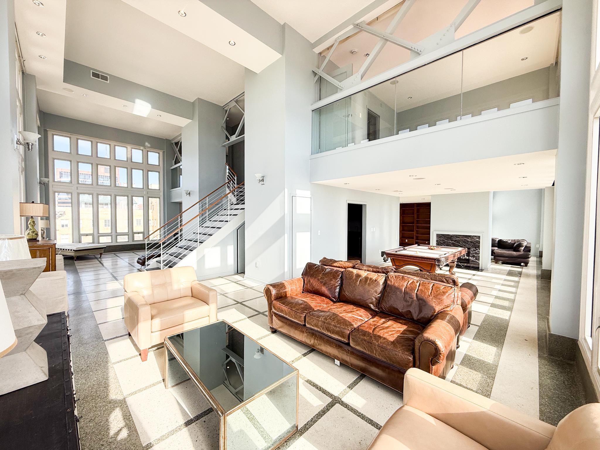 Memphis,TN- $1,800,000