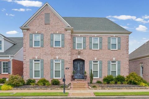 Photo of 8010 WILLOW BROOK RD, Germantown, TN 38138 (MLS # 10229846)