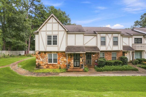 Photo of 1935 INNSBRUCK DR 45 #45, Germantown, TN 38138 (MLS # 10228468)